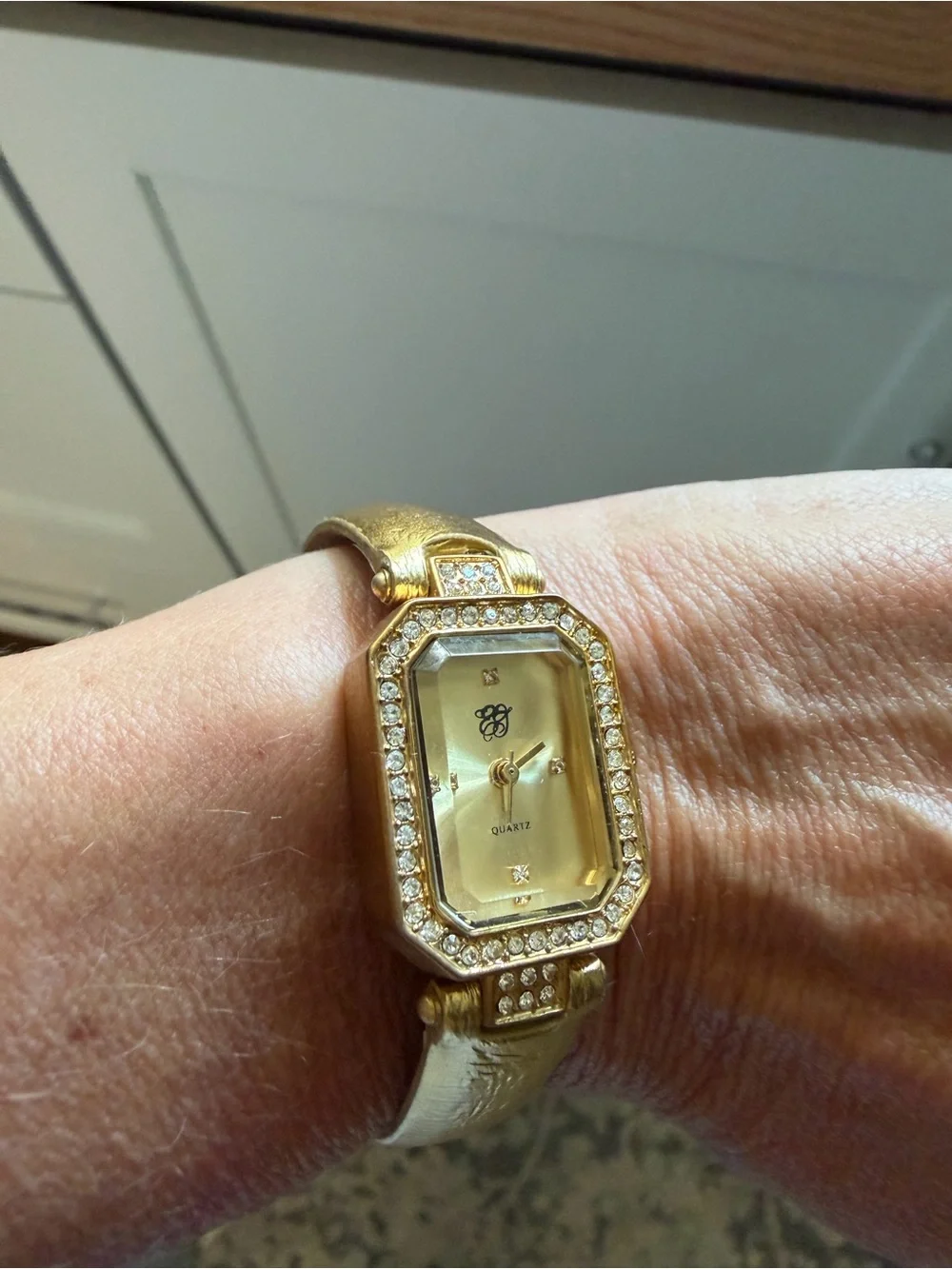 Elizabeth Taylor Wristwatch. Vintage gold tone.